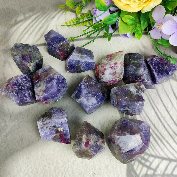 1PC Natural Gemstone Plum Blossom Tourmaline Unicorn Irregular Geometry Ornaments Crystal Stone Crafts Home Decoration