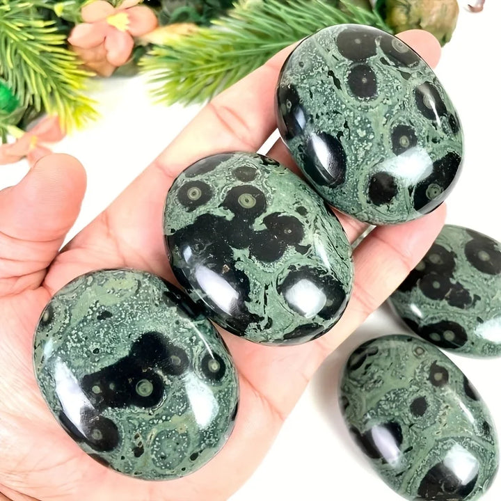 Kambaba Jasper Palm Smooth Stone