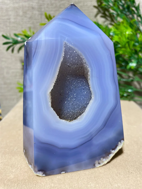 Agate Geode Natural Stone And Crystal Healing Tower