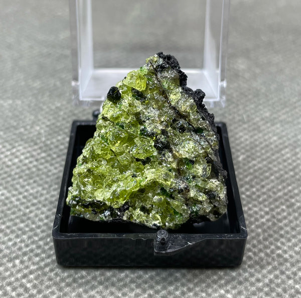 Natural Olivine Peridot Mineral Specimens Stones And Crystals