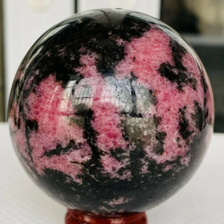 Natural Rhodonite Quartz Sphere Crystal Ball Wholesale