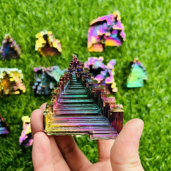 Wholesale Nature Bismuth Crystal Pyramid