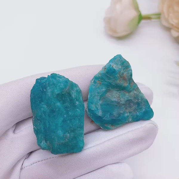 15-50 mm apatite rock