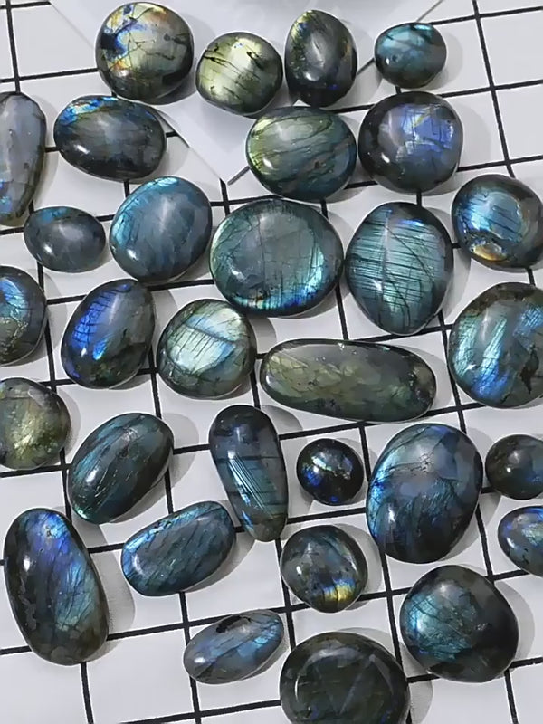 1PC 2cm~16cm labradorite crystal